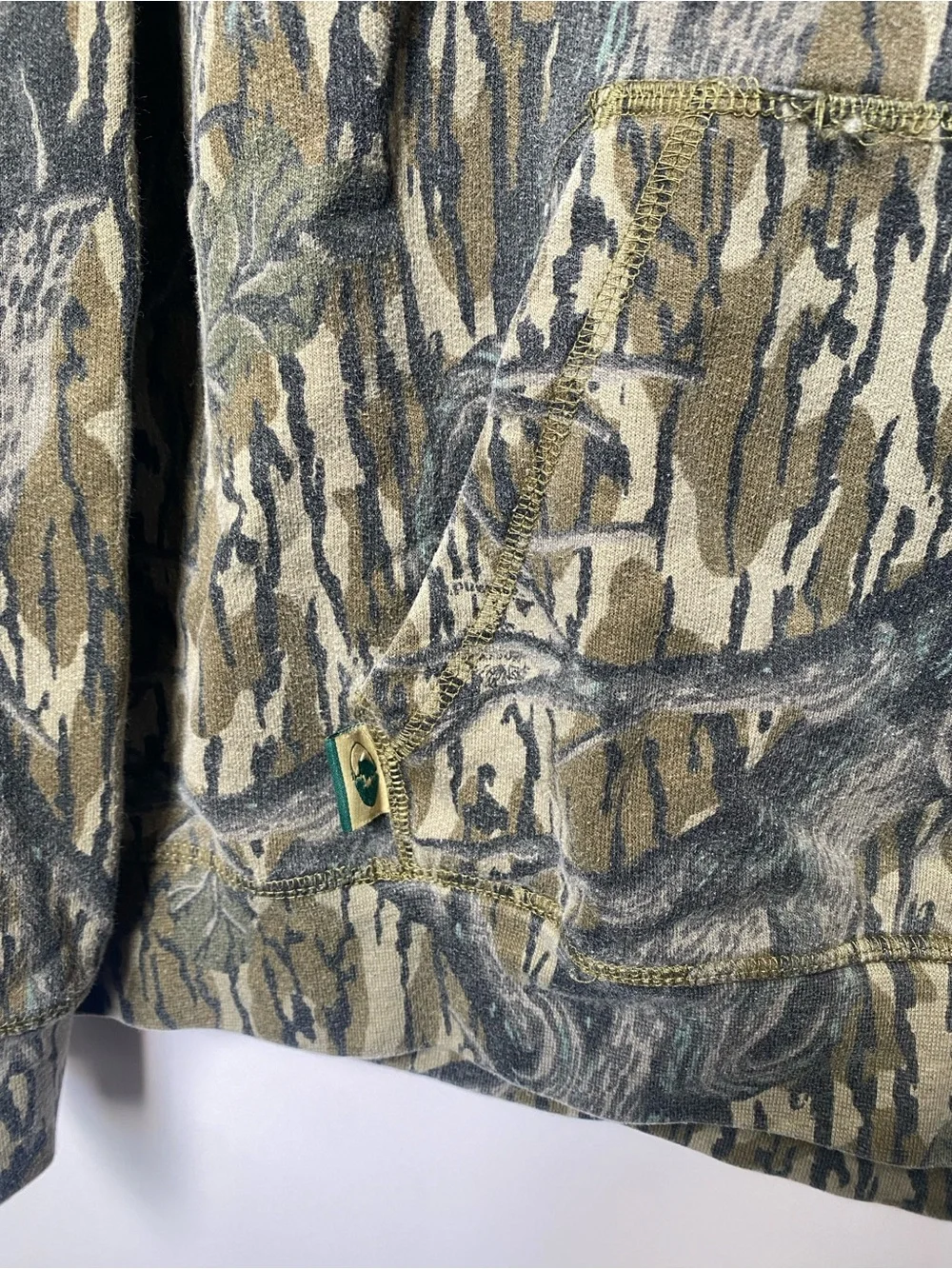 Mossy Oak - Camo Pattern Hooded Pullover Sweatshirt (Medium)